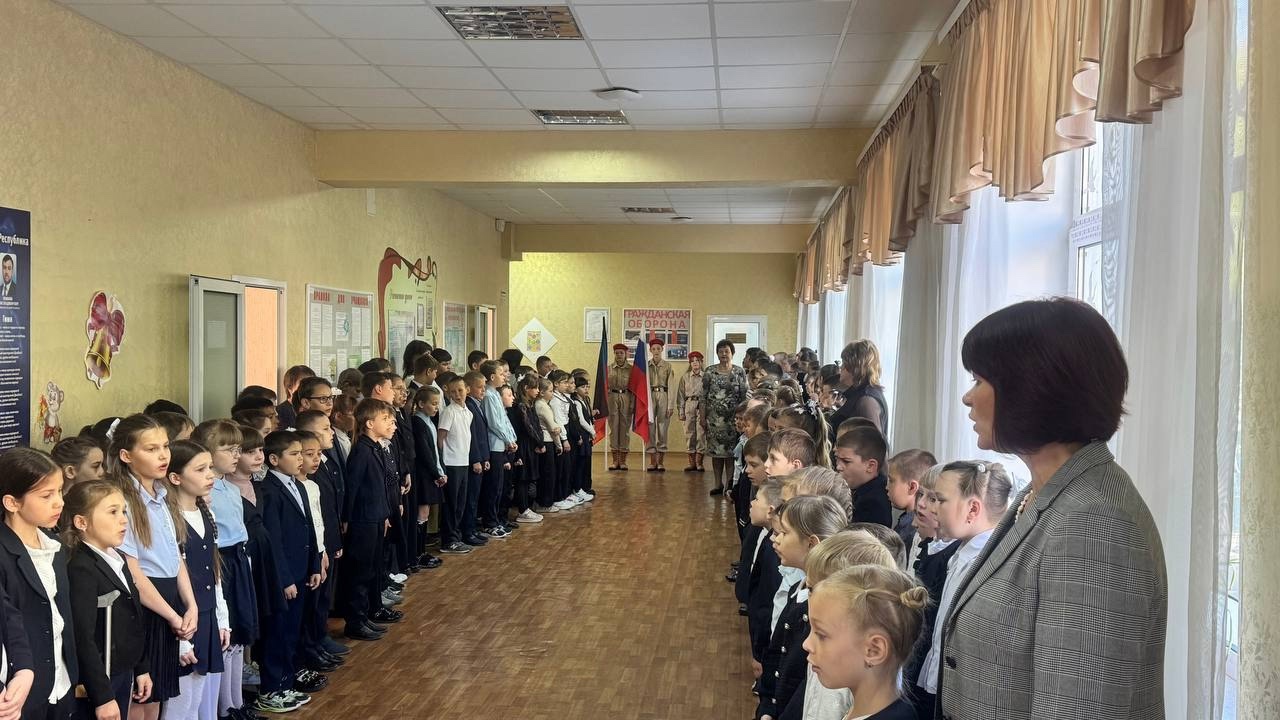 В образовательных учреждениях Тельмановского округа прошли внеклассные занятия.